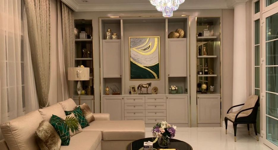 Haus zum Kauf mit 5 Zimmer in Bang Khun Thian, Bangkok