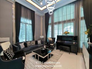 For sale 5 Beds house in Bang Khun Thian, Bangkok