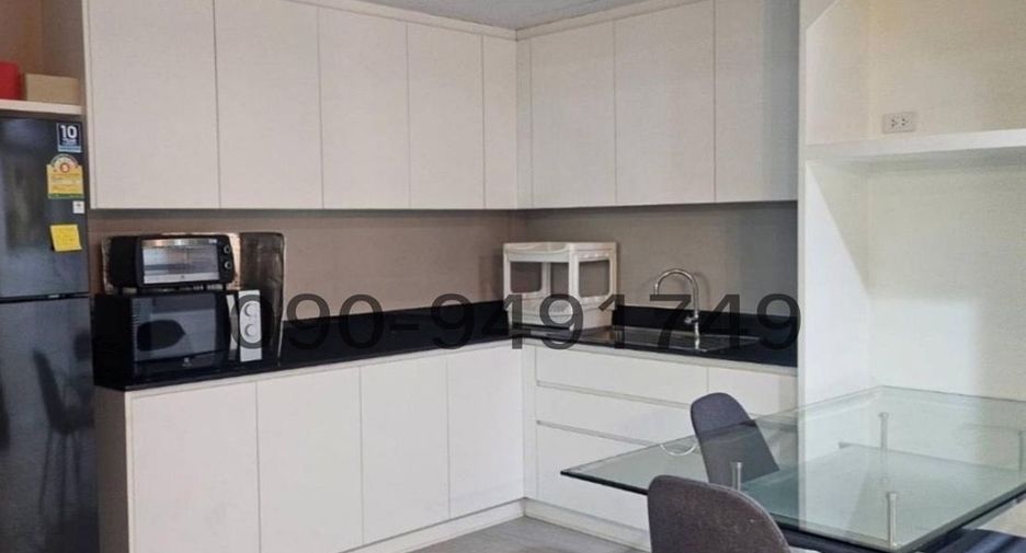 For rent 3 bedrooms townhouse in Bueng Kum, Bangkok