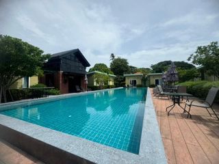 For sale 32 bed hotel in Bang Lamung, Chonburi