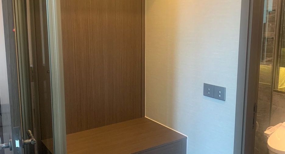 Condo en alquiler y en venta de 1 habitaciones en Khlong Toei, Bangkok