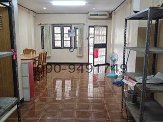 Reihenhaus zur Miete mit 2 Zimmer in Bang Kapi, Bangkok