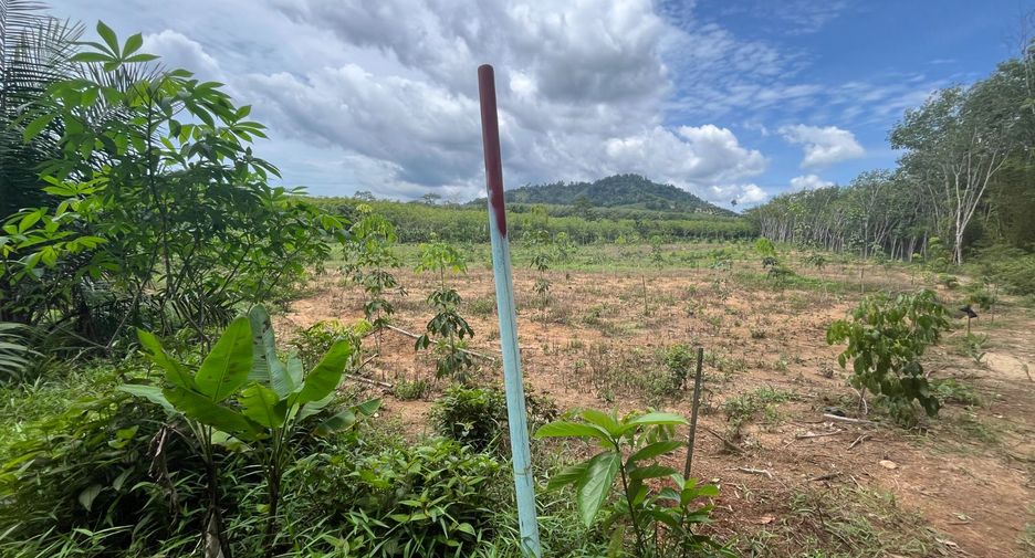À vendre terrain à Thai Mueang, Phang Nga