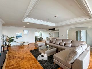 For rent 4 bed apartment in Watthana, Bangkok