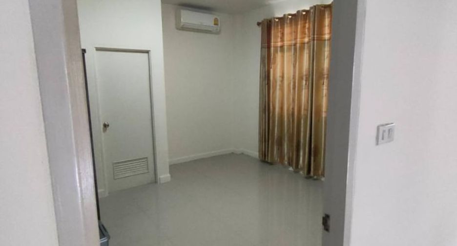 Haus zum Kauf mit 3 Zimmer in Phan Thong, Chonburi