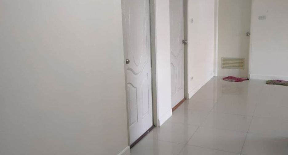 Haus zum Kauf mit 3 Zimmer in Phan Thong, Chonburi