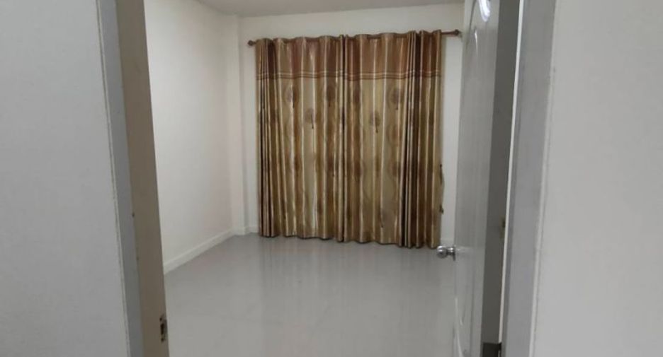 Haus zum Kauf mit 3 Zimmer in Phan Thong, Chonburi