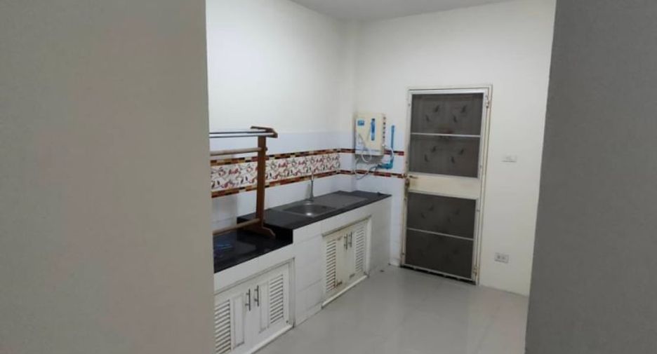 Haus zum Kauf mit 3 Zimmer in Phan Thong, Chonburi