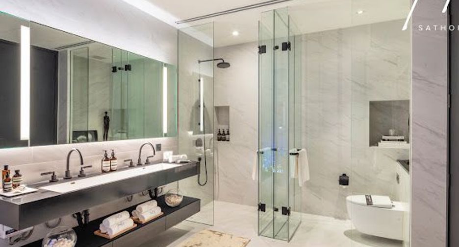 À vendre 2 chambres condo à Sathon, Bangkok