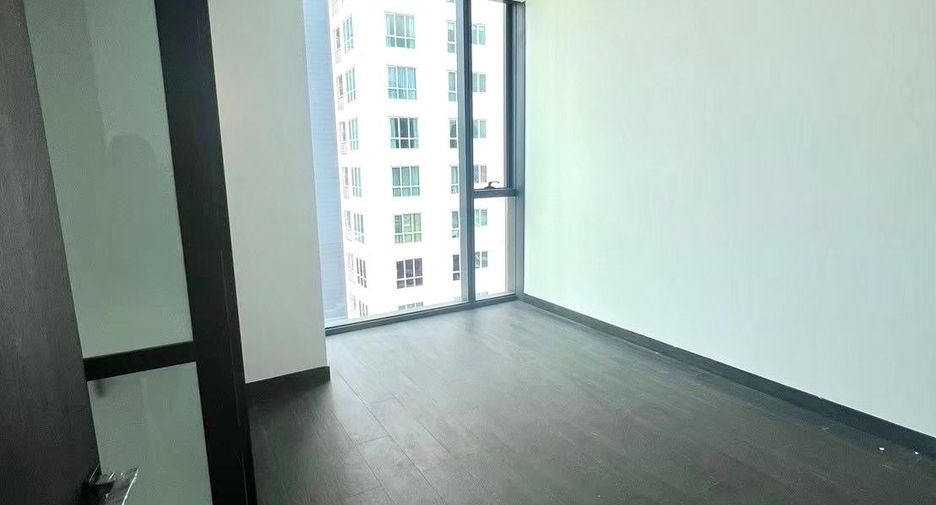 À vendre 2 chambres condo à Sathon, Bangkok