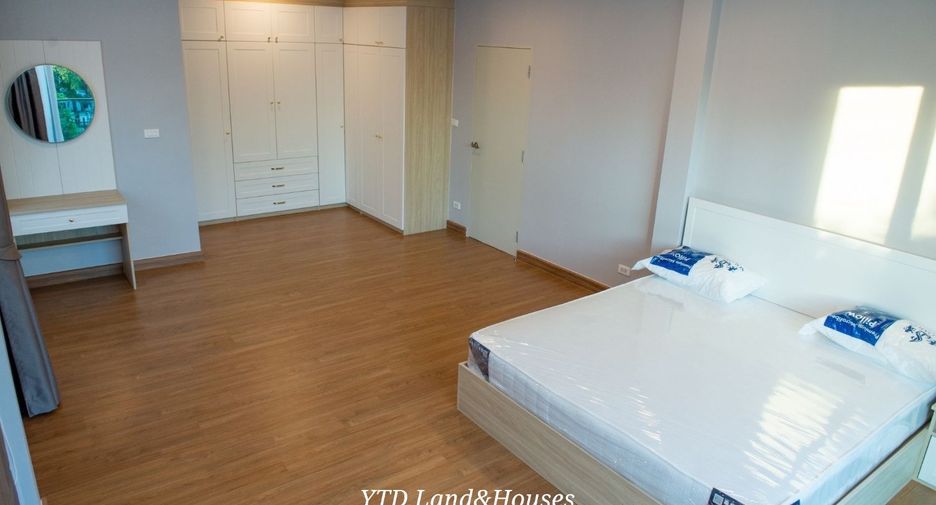 Haus zur Miete mit 4 Zimmer in Bang Phli, Samut Prakan
