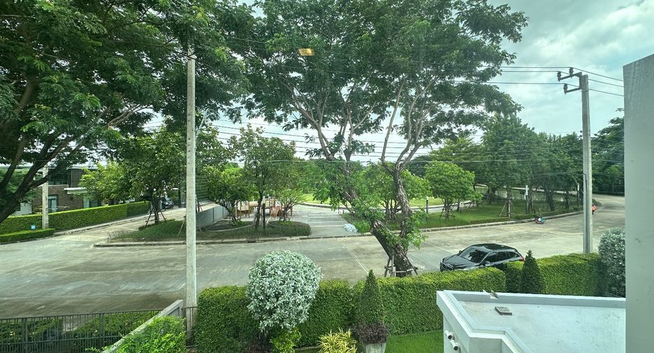 For sale 4 bedrooms house in Bang Phli, Samut Prakan
