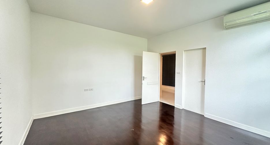 For sale 4 bedrooms house in Bang Phli, Samut Prakan