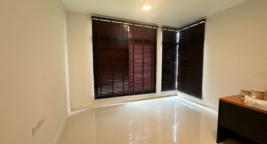 For sale 4 bedrooms house in Bang Phli, Samut Prakan