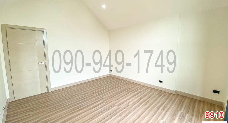 For sale 3 bedrooms retail Space in Bang Na, Bangkok