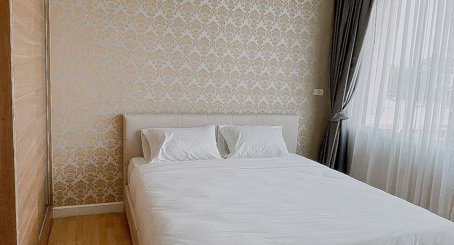 For sale 1 bed condo in Si Racha, Chonburi