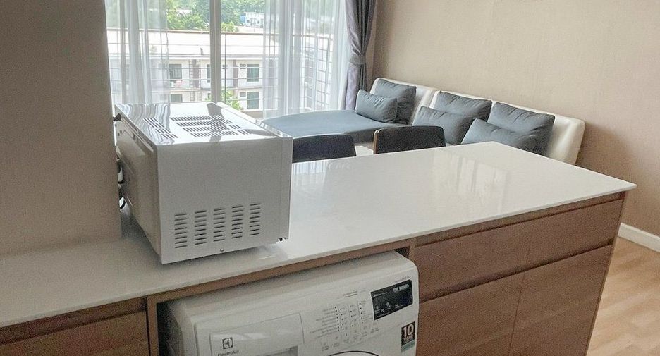For sale 1 bed condo in Si Racha, Chonburi
