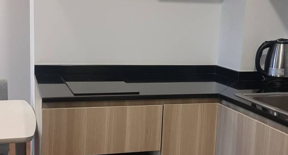 Condo en venta de 1 habitaciones en Si Racha, Chonburi