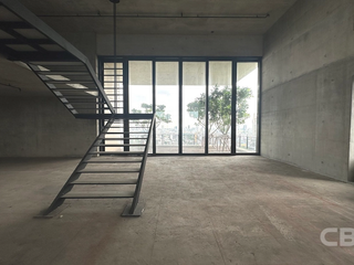 Condo en venta de 4 habitaciones en Yan Nawa, Bangkok