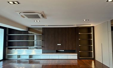 Продажа 3 спальни кондо в Кхлонг Тоеи, Бангкок