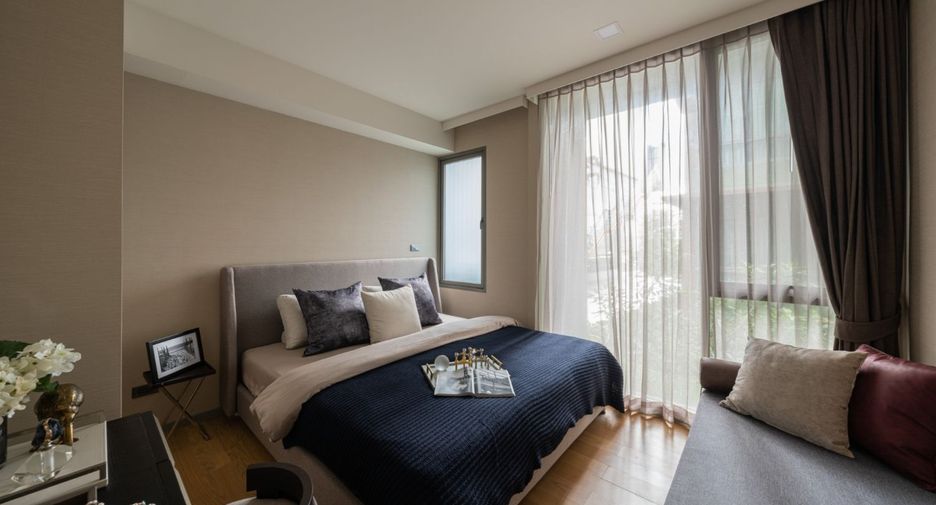 For sale 1 bed condo in Khlong Toei, Bangkok
