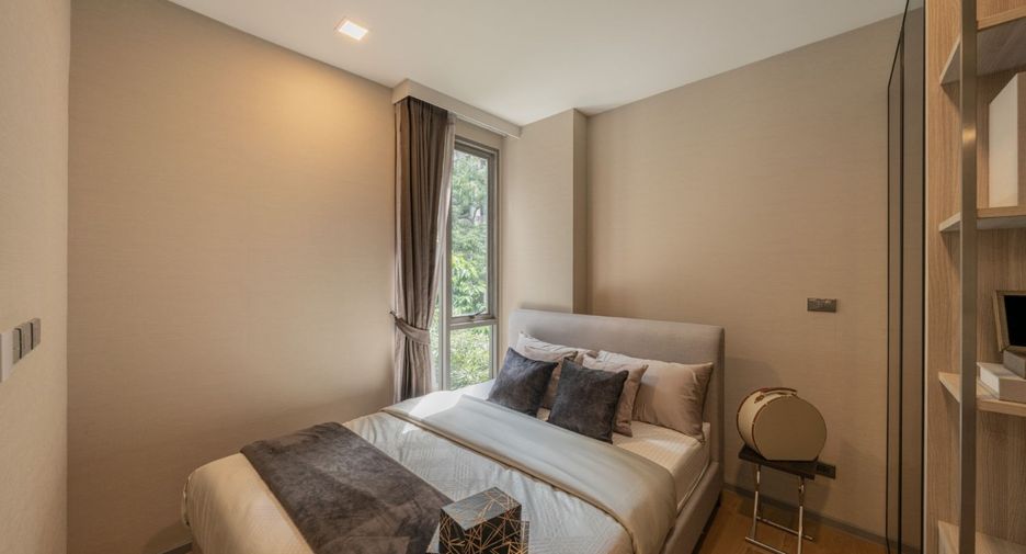 For sale 1 bed condo in Khlong Toei, Bangkok