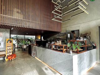 For sale 5 bedrooms retail Space in Prawet, Bangkok