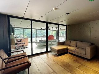 For sale 5 bedrooms retail Space in Prawet, Bangkok