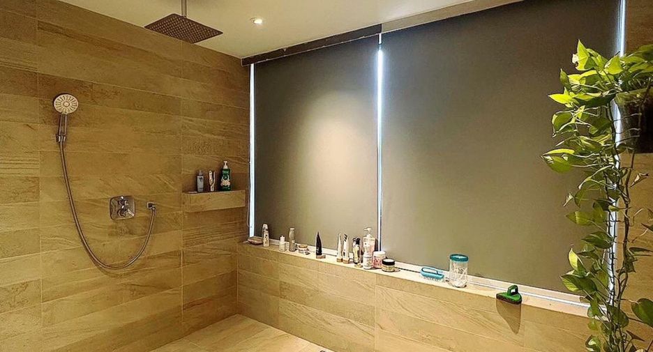 For sale 5 bedrooms retail Space in Prawet, Bangkok