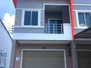 For sale 2 bed townhouse in Takua Thung, Phang Nga