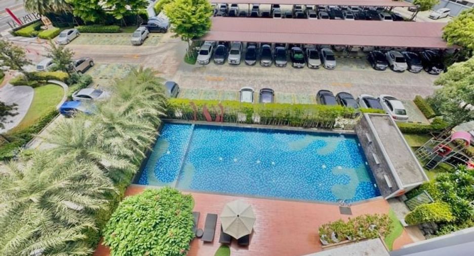 For sale 1 bed condo in Mueang Chon Buri, Chonburi