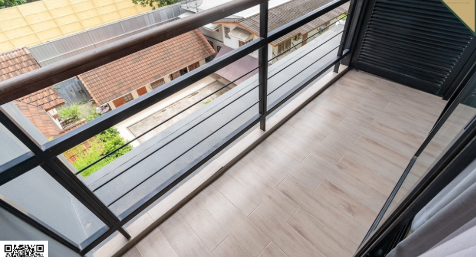 For sale 1 bed condo in Khlong Toei, Bangkok