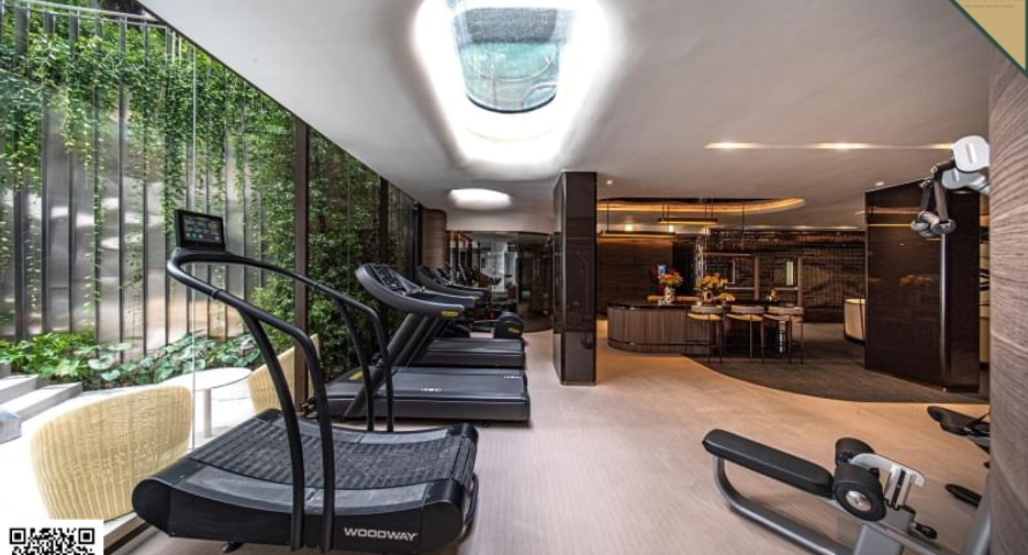 For sale 2 bedrooms condo in Khlong Toei, Bangkok