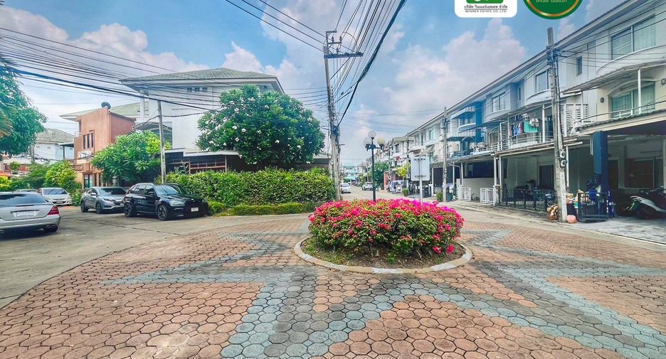 Reihenhaus zum Kauf mit 3 Zimmer in Chatuchak, Bangkok