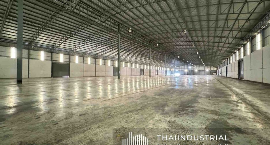 For rent warehouse in Ban Bueng, Chonburi