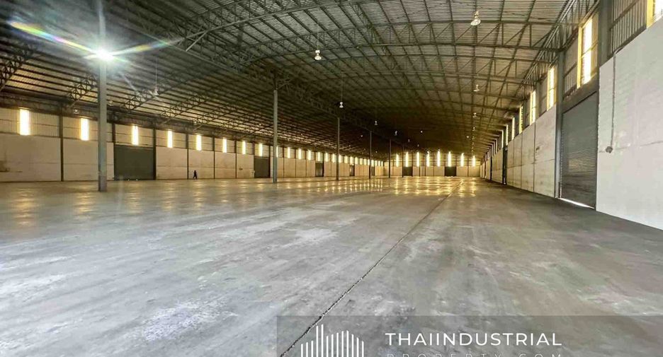 For rent warehouse in Ban Bueng, Chonburi