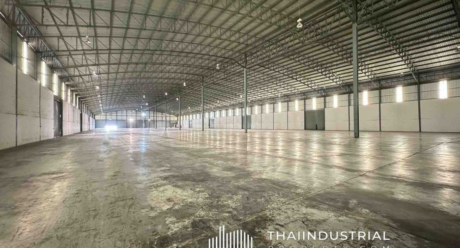 For rent warehouse in Ban Bueng, Chonburi