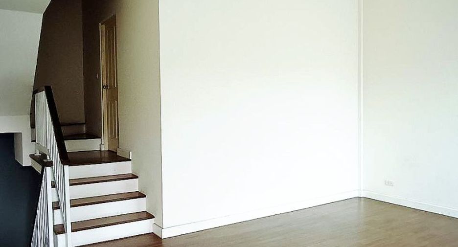 For sale 3 bedrooms townhouse in Prawet, Bangkok