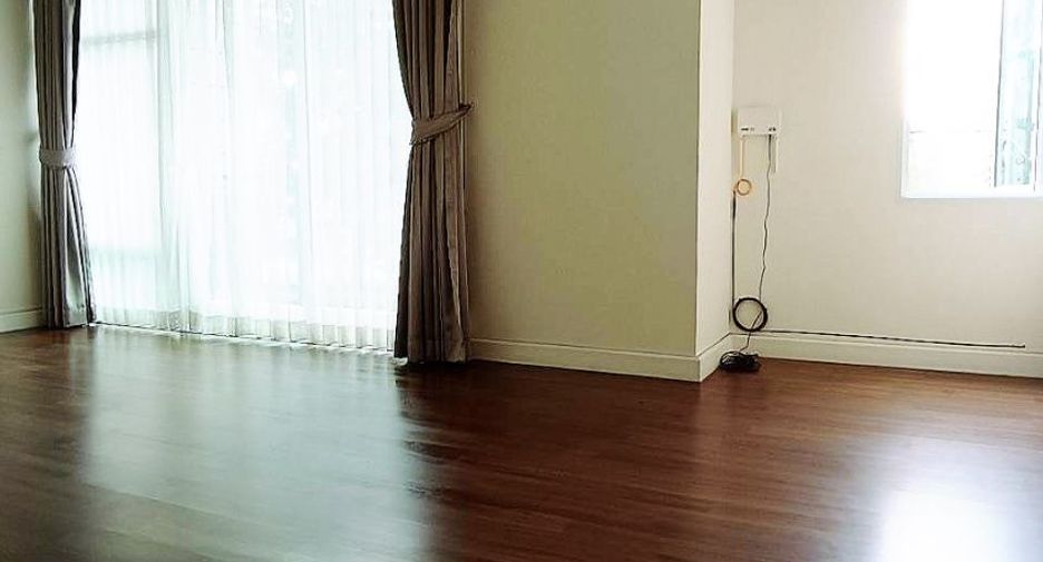 For sale 3 bedrooms townhouse in Prawet, Bangkok