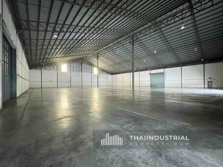 For rent warehouse in Mueang Chon Buri, Chonburi