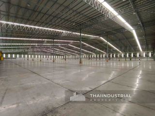 Almacén en alquiler en Si Racha, Chonburi