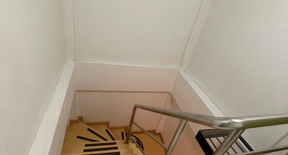 Casa adosada en alquiler de 4 habitaciones en Bang Lamung, Chonburi