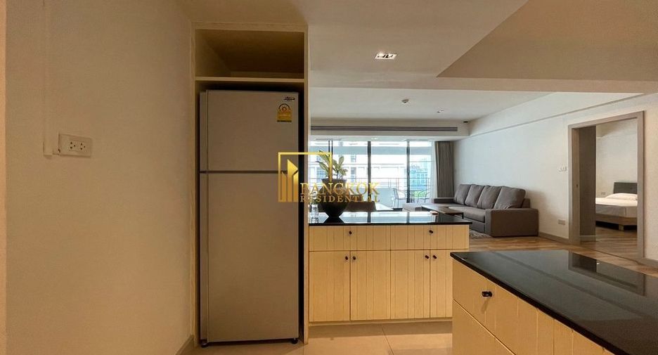 For rent 2 bedrooms apartment in Watthana, Bangkok