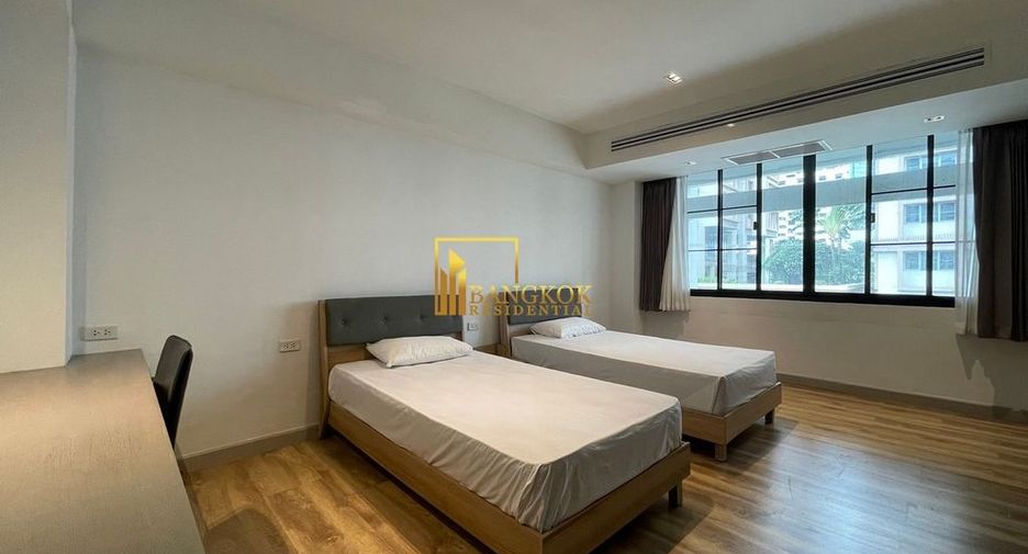 For rent 2 bedrooms apartment in Watthana, Bangkok