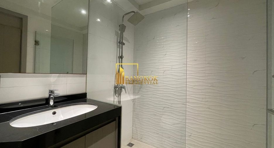 For rent 2 bedrooms apartment in Watthana, Bangkok
