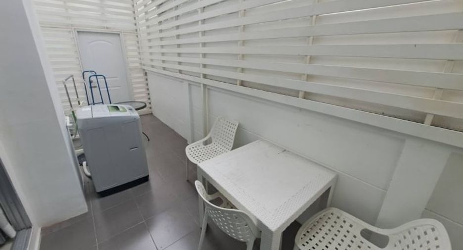 For rent 3 bedrooms house in Si Racha, Chonburi