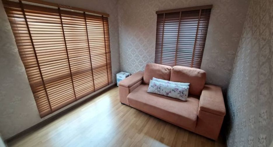 For rent 3 bedrooms house in Si Racha, Chonburi