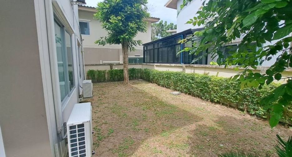 For rent 3 bedrooms house in Si Racha, Chonburi