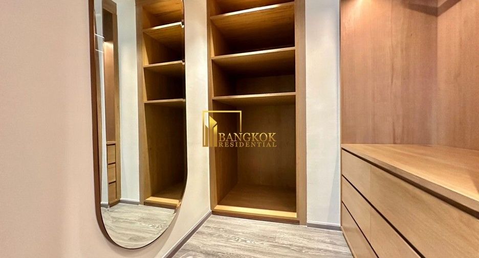 For rent 2 ベッドルーム serviced apartment in Pathum Wan, Bangkok