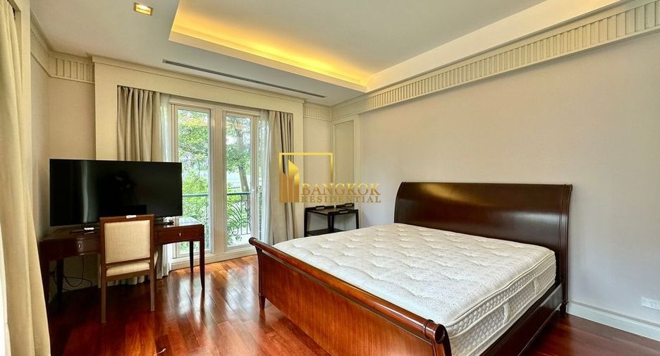 À louer 3 chambres condo à Sathon, Bangkok